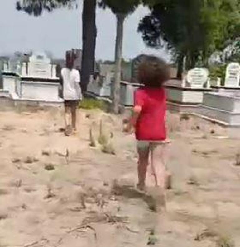 Babanın mazarlık paylaşımı trajediye dönüştü: İki kızım da gerçeği görmek zorunda