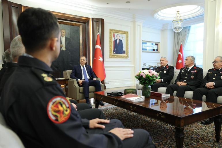 Bakan Yerlikaya, Jandarma Teşkilatı heyetini kabul etti