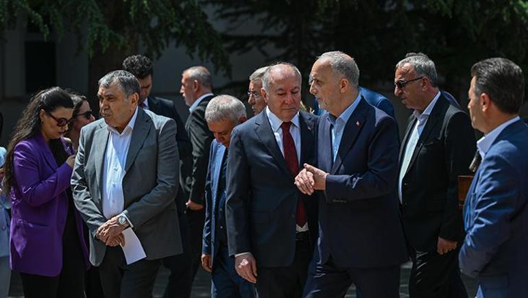TÜRK-İŞ Başkanı Atalaydan kamu işçisinin zam görüşmelerine ilişkin açıklama