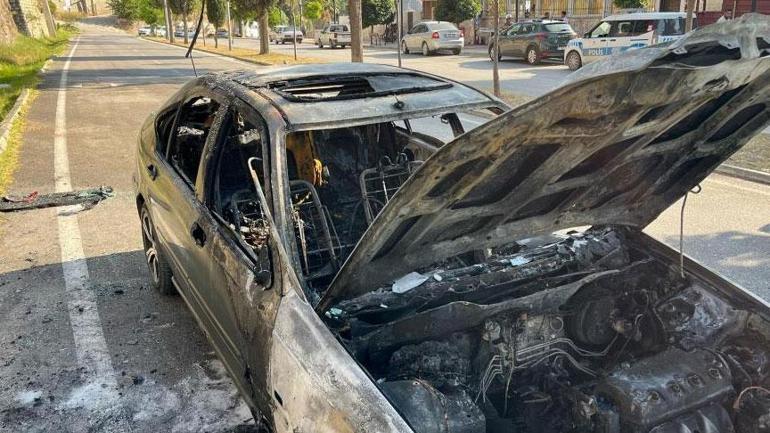 20 gün önce hevesle satın aldığı otomobili görünce şoke oldu