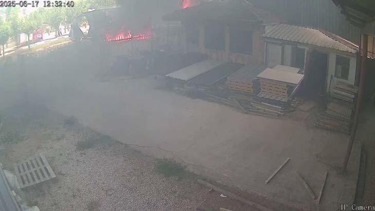 Sakaryada korkunç kaza Üç TIR birbirine girdi