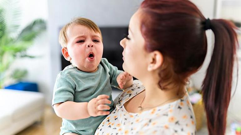 Ist die Mutter geimpft, ist auch das Baby geschützt. Für Neugeborene kann die Impfung lebensgefährlich sein.