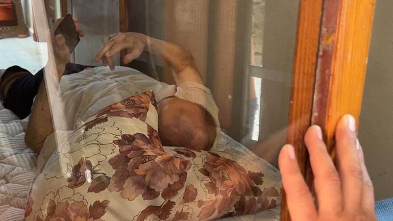Yaşlı babasına söyledikleri herkesi şoke etti: Acayip bir yaratık oldun, seni ölüme terk ediyorum