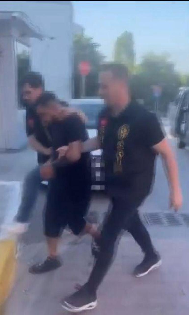 Kızına tekme atarak merdivenlerden yuvarlayan cani baba adliyede