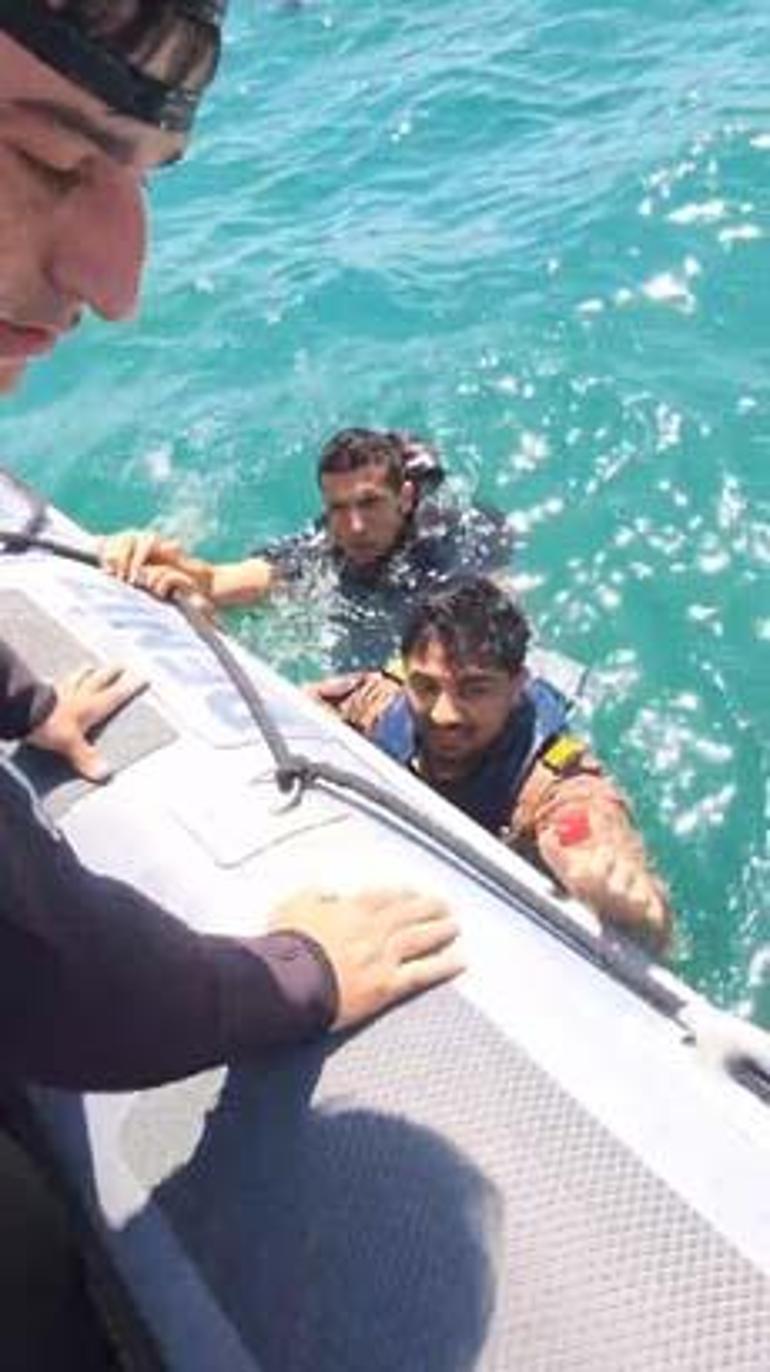 Adanada sıcak saatler: Uçağım göle düştü, durumum iyi, beni alın