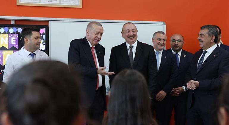 Cumhurbaşkanı Erdoğandan depremzede aileye ziyaret