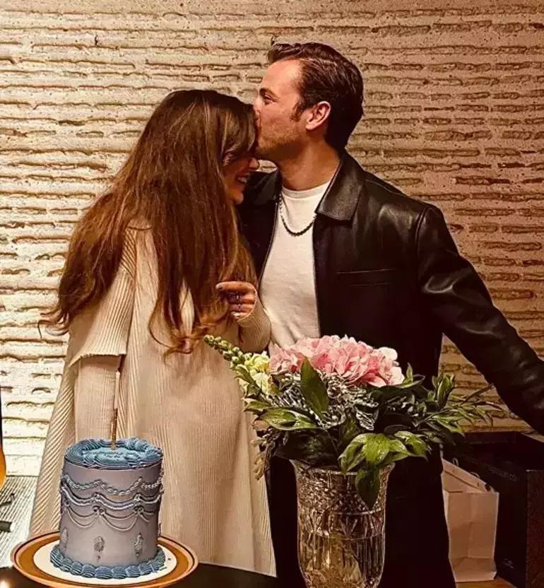 Doğuma sayılı günler kaldı New Yorktan karnı burnunda yeni pozunu paylaştı