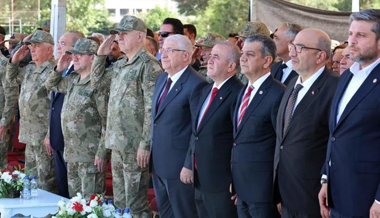 Bakan Güler: Savunma sanayinde geldiğimiz nokta dünya kamuoyunda gıpta ile takip edilmektedir