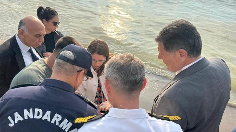 Mavi bayraklı plajda kirlilik Denize girmek yasaklandı