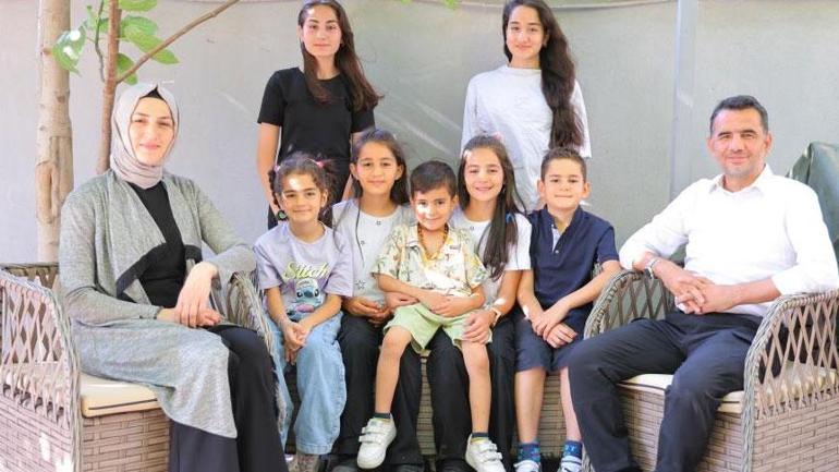 7 çocuklu öğretmen çiftin isteğine Bakan Tekin karşılık verdi