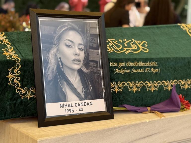 Nihal Candan hayatını kaybetti Gözyaşlarıyla son yolculuğuna uğurlandı