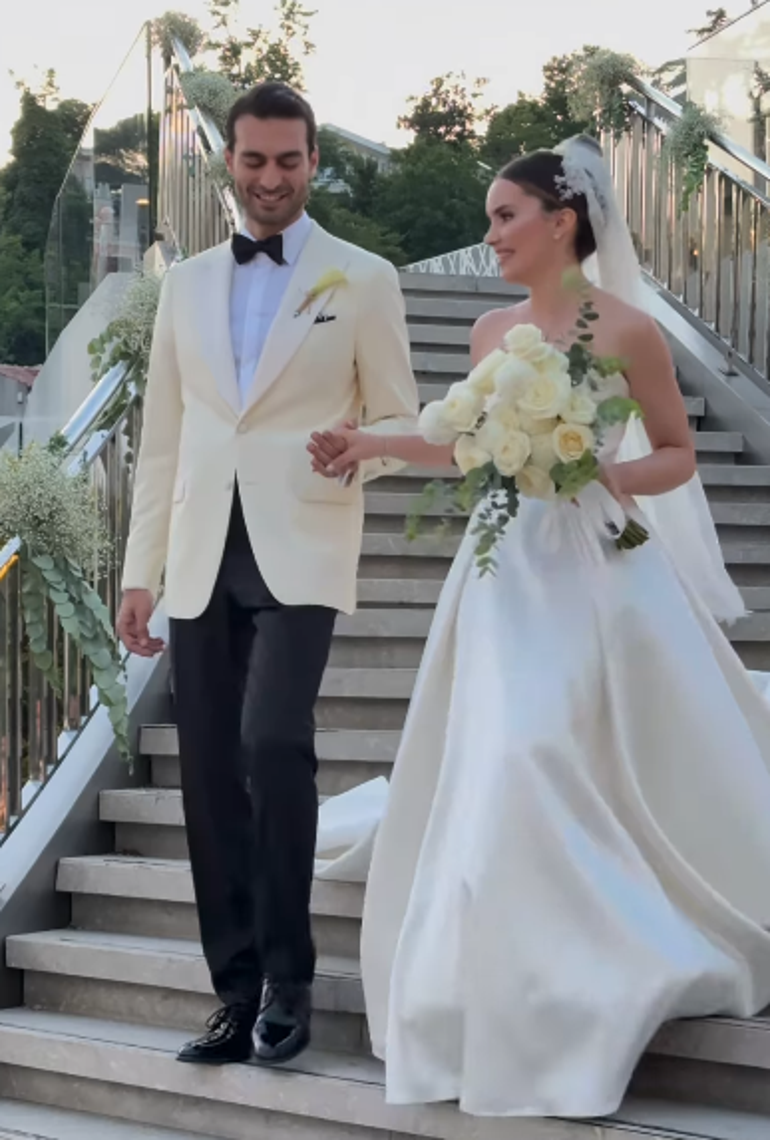 Almila Ada ve İhsan Çilsal evlendi Sade gelinliği dikkat çekti
