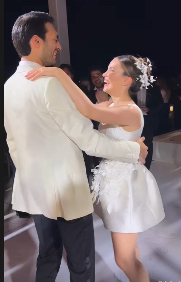 Almila Ada ve İhsan Çilsal evlendi Sade gelinliği dikkat çekti