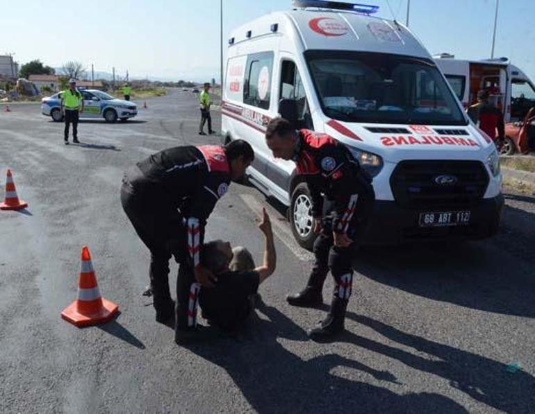 Aksarayda YKSye giderken kaza yaptılar: 1 ölü, 3 ağır 10 yaralı