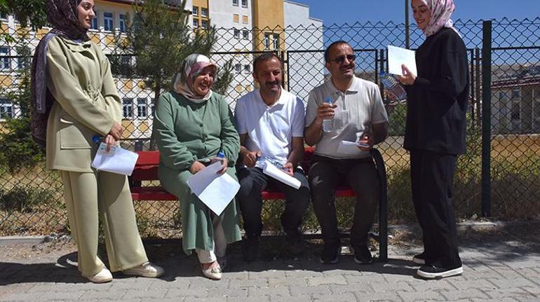 YKS maratonunda ikinci gün Dikkat çeken manzaralar