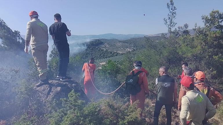 Manisadaki orman yangını 2nci gününde: Rüzgarın etkisiyle geniş bir alana yayıldı