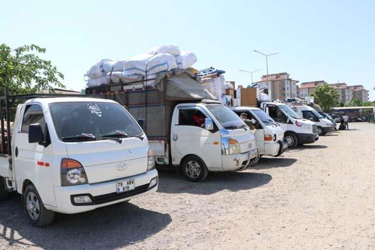 Suriyelilerin ülkelerine dönüşü okulların tatile girmesiyle hız kazandı