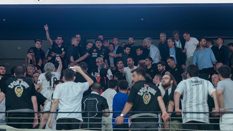 Beşiktaş Fibabanka - Fenerbahçe Beko maçında ortalık karıştı Serdal Adalı ve Ali Koç tribüne gitti