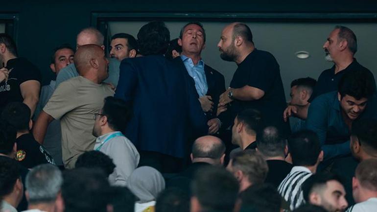 Beşiktaş Fibabanka - Fenerbahçe Beko maçında ortalık karıştı Serdal Adalı ve Ali Koç tribüne gitti