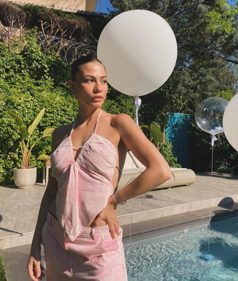 Demet Özdemir modaseverlerin radarında Rüya kombinler çok konuşuluyor
