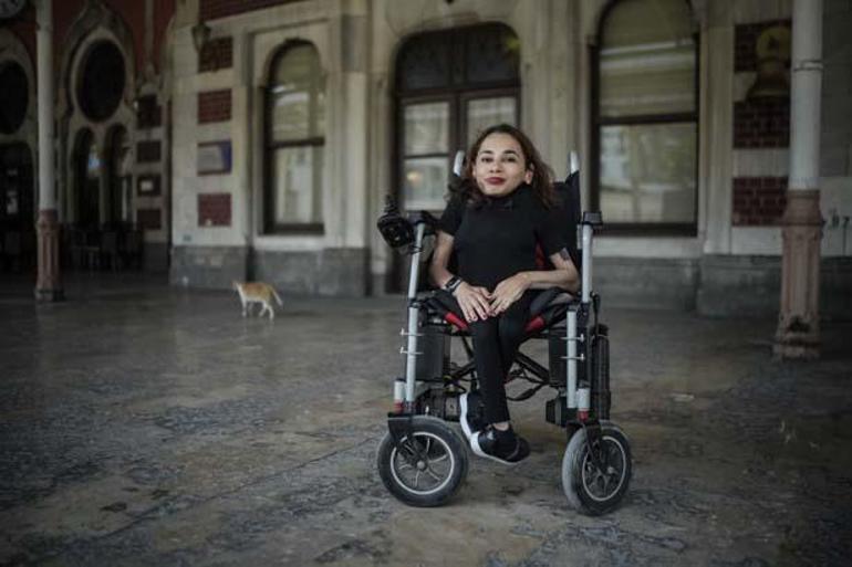 Elleri ve ayakları sırtına yapışık doğdu Her şey ailesinden gizli İstanbuldan Düzceye gitmesiyle başladı