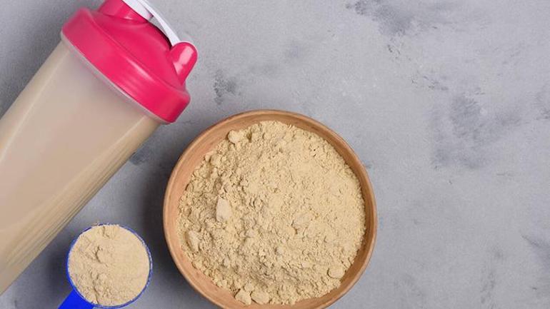Kahveye protein tozu atıp içiyorlar Jet hızıyla yayıldı: İlk sinyali böbrek ve kalpte verir