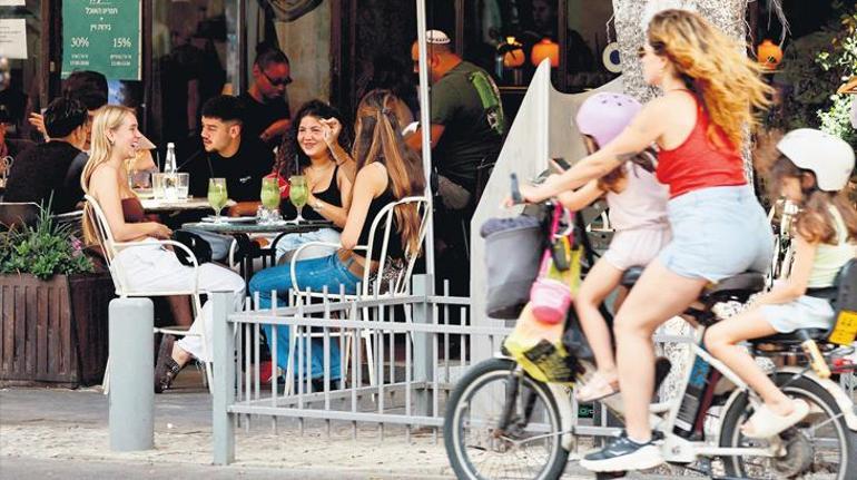 Bir garip savaş daha sona erdi