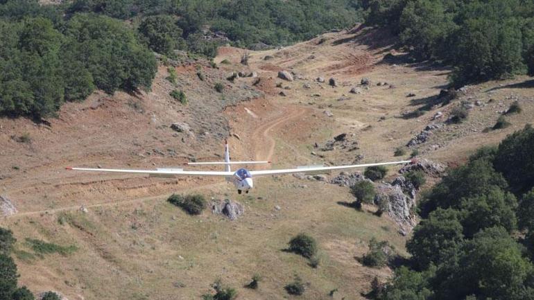 Gençliğinde TIR kullandı Mürüvvet Teyze 83 yaşında kokpitte oturdu
