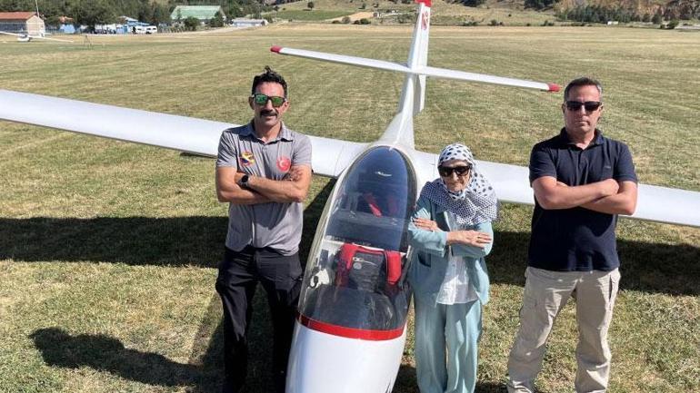 Gençliğinde TIR kullandı Mürüvvet Teyze 83 yaşında kokpitte oturdu