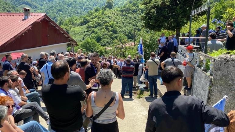 Yıllar geçse de unutulmadı Kazım Koyuncu, vefatının 20. yılında mezarı başında anıldı
