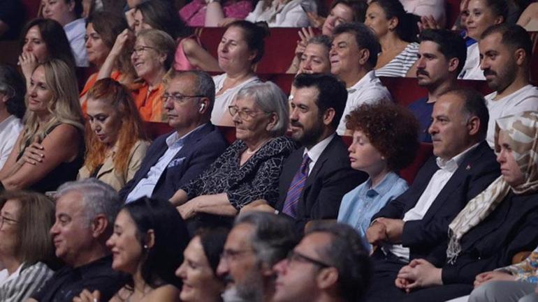 AKM Kayahan’ın şarkılarıyla çınladı