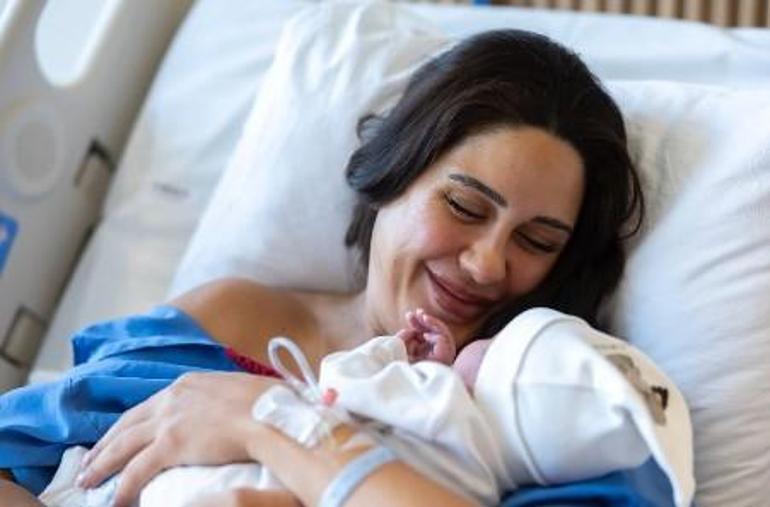 İlk kez annelik duygusunu tattı Günler sonra bebeğiyle yeni paylaşım