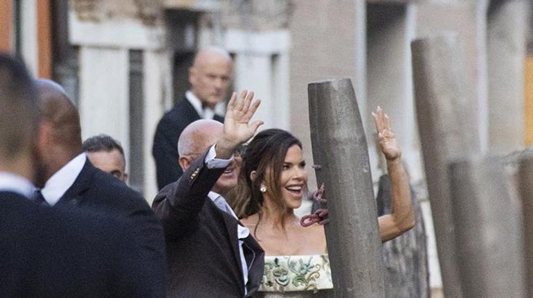 Jeff Bezos ve Lauren Sanchez evleniyor Yılın düğünü başladı Venedik yıldızlar geçidine döndü