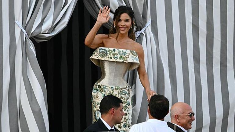 Jeff Bezos ve Lauren Sanchez evleniyor Yılın düğünü başladı Venedik yıldızlar geçidine döndü