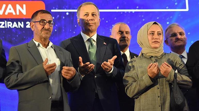 Bakan Yerlikaya Vanda konuştu: Tam 250 bin 536 bağımsız bölüm vatandaşlarımıza teslim edildi