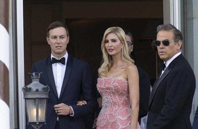 Jeff Bezos ve Lauren Sanchez evlendi Hiç beklemeden soyadını değiştirdi