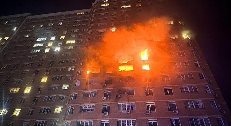 Putin Müzakereye hazırım dedi, Ukraynadan şoke eden iddia geldi: Sınırda 110 bin Rus askeri konuşlandırılmış