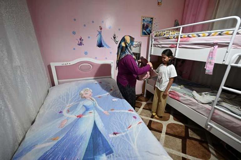 10 yaşında, karanlık odada hayata tutunmaya çalışıyor: Cemilenin güneşi Emine oldu
