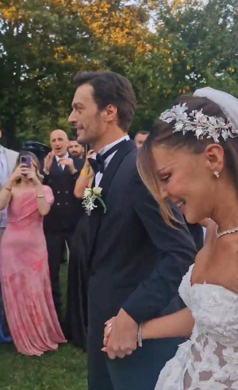 Merve Dinçkol ile Feyyaz Şerifoğlu evlendi Düğünden ilk kareler