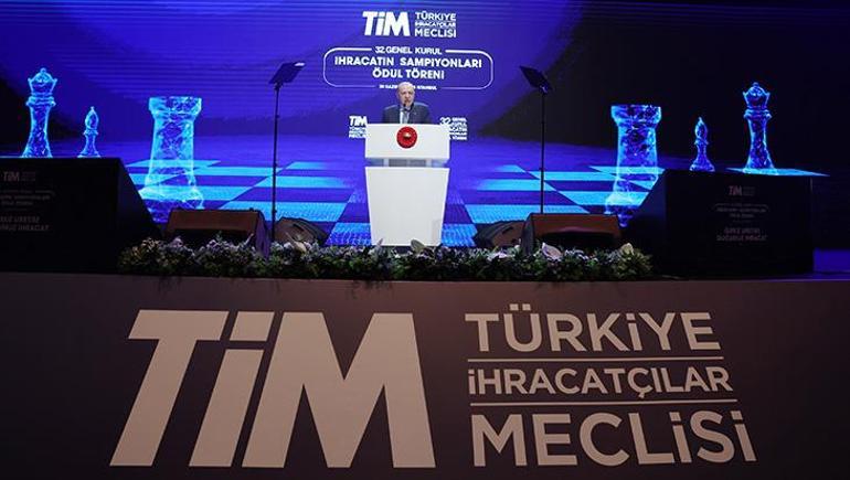 Cumhurbaşkanı Erdoğan: Dünyada satılan her 3 İHAdan 2sini Türk firmaları üretiyor