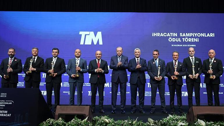 Cumhurbaşkanı Erdoğan: Dünyada satılan her 3 İHAdan 2sini Türk firmaları üretiyor
