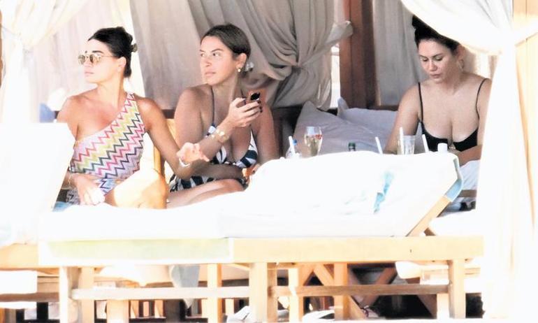 Ünlülerin Bodrum çıkarması