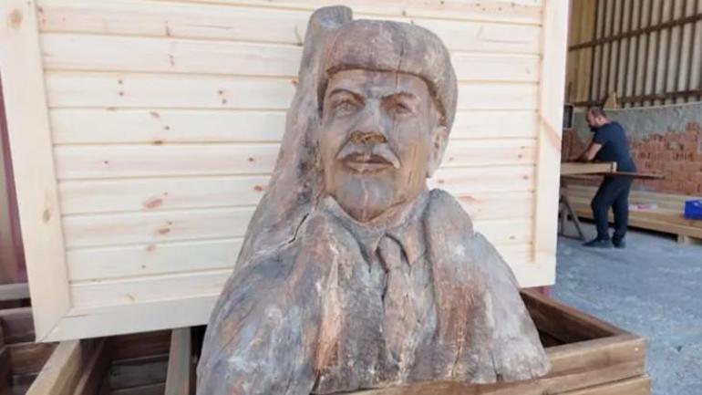 Akçakocaya vuran Lenine ne oldu Tekrar gündemde: Karadenizli burnuna benzedi