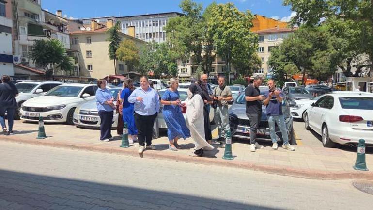 Son dakika... Bursada 4.3lük deprem Sarsıntı İstanbulda da hissedildi AFAD verileri paylaştı