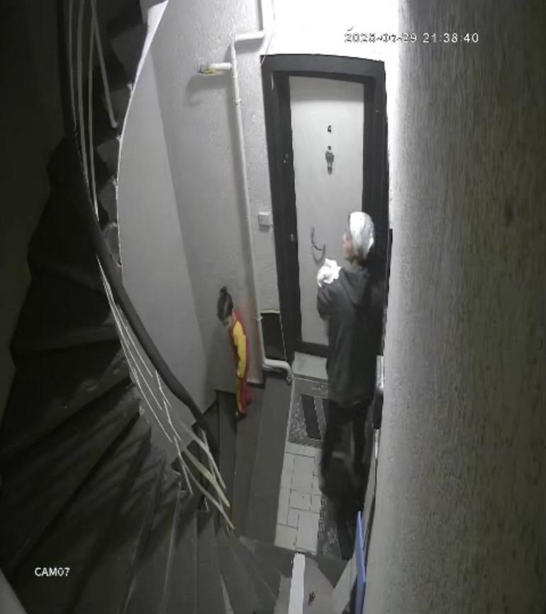 3 günlük bebeğini evden çıkarıp poşete koydu: Bakamadım, çöpe attım
