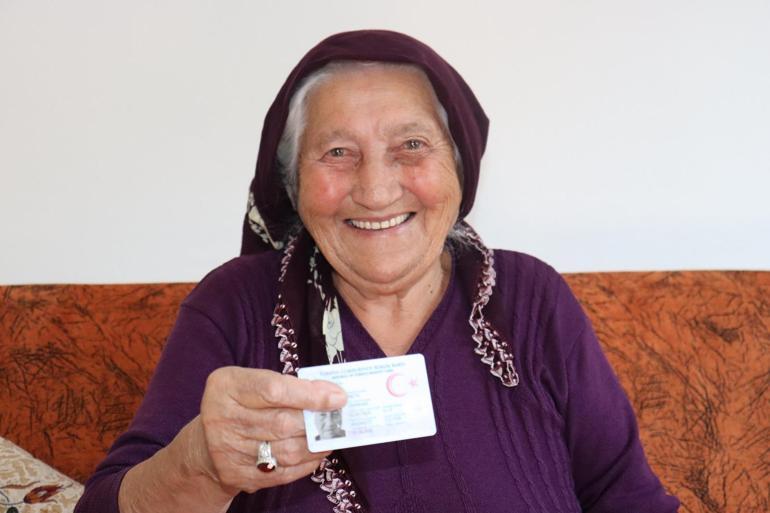 Tam 101 yaşında: Beni evimin balkonundan gördüğüm manzara yaşattı