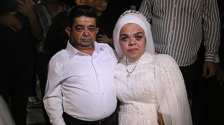 68675c96407805e46c0377f5 Akondroplazili çift 21 yıl sonra evlilik hayallerini gerçekleştirdi