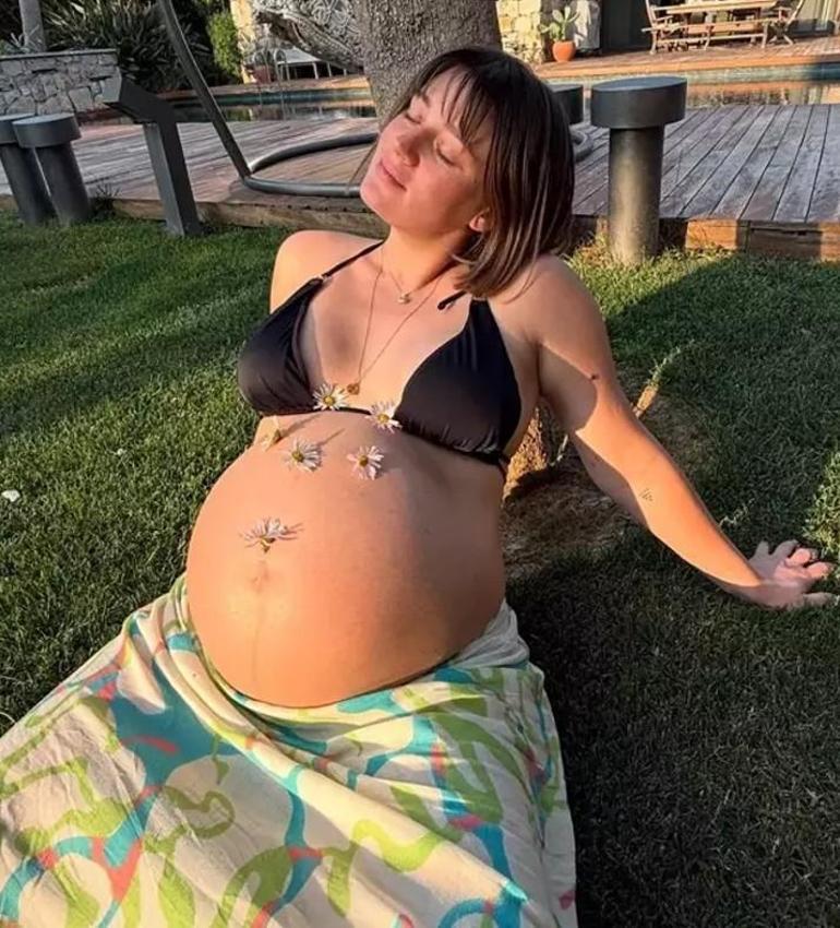 Anne olan Gizem Karacadan yeni paylaşım Birileri kıskandığını hiç belli etmiyor