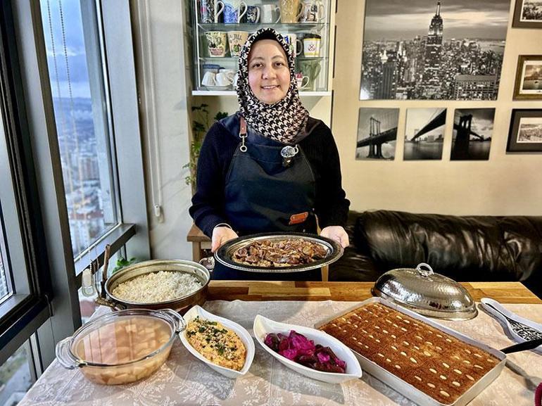 Yemekleri İngilizce yapıyor, milyonlar izliyor 20 yıllık tarif serüveni: İsraf olmasın