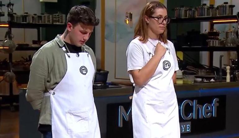 Masterchefte Mehmet şef sinirden yerinden fırladı Künefe düellosunun kazananı belli oldu